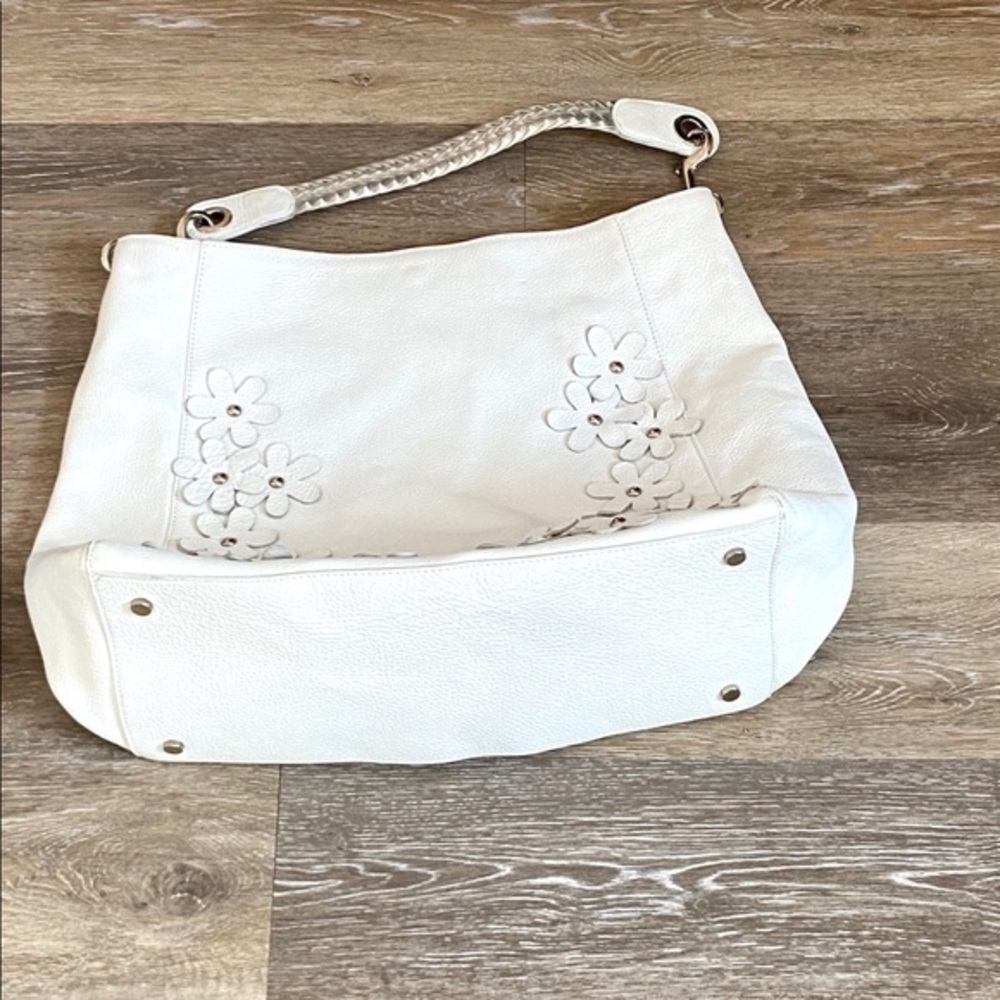 White leather purse - Picture 4 of 10